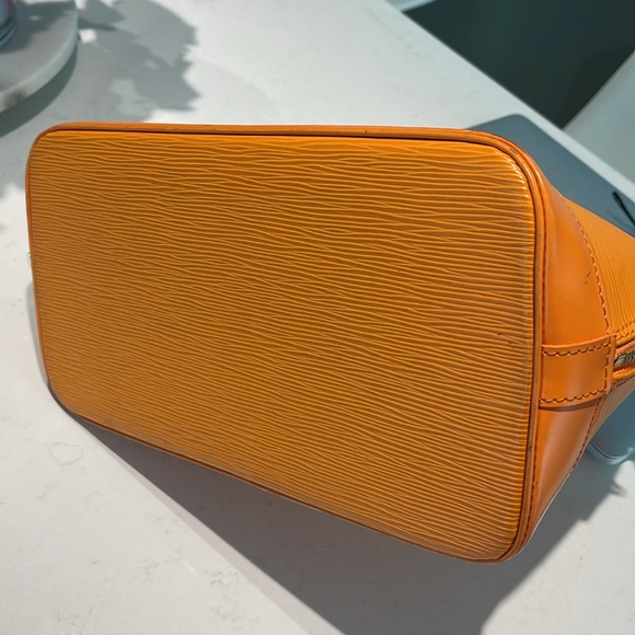 Authentic Louis Vuitton Orange Color Alma Epi..ONE DAY SALE-- - Picture 9 of 13